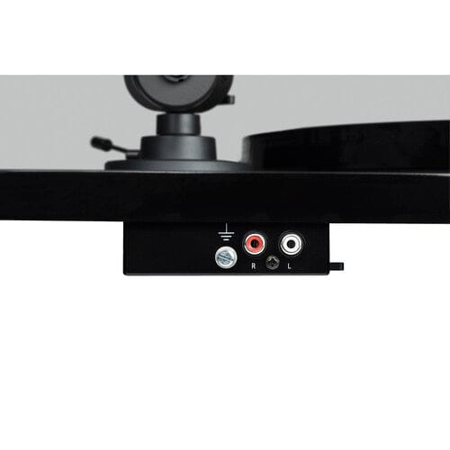 Pro-Ject Audio Systems E1 Phono Manual Two-Speed Turntable [Tech & Turntables]