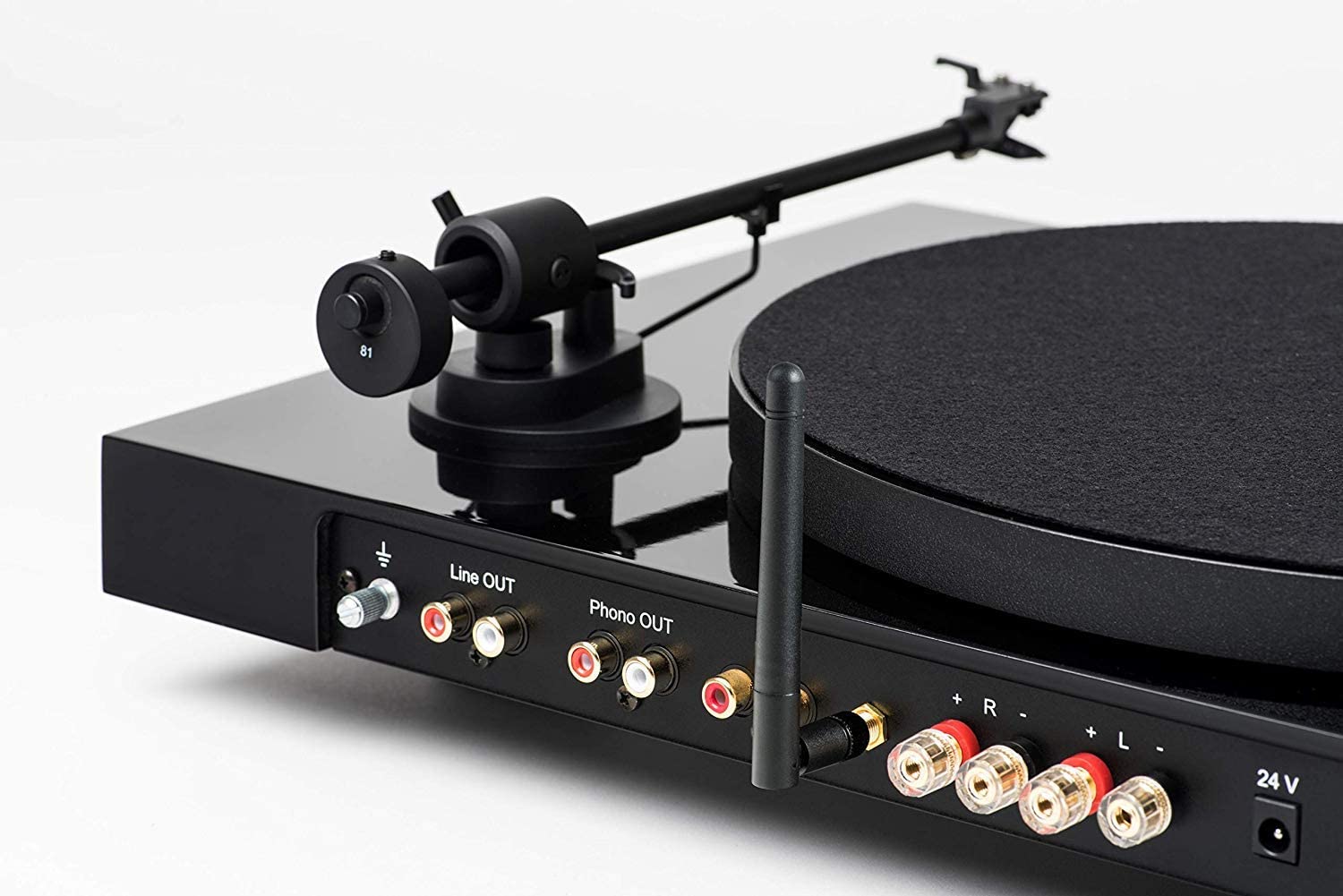 Pro-Ject Juke Box E (Piano) [Tech & Turntables]