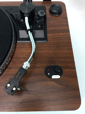 Camden Turntable With Speakers [Tech & Turntables]