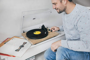 Lenco LBT-188 - Bluetooth Turntable (Pine) [Tech & Turntables]