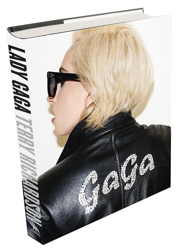 Lady Gaga - Lady Gaga [BOOK]